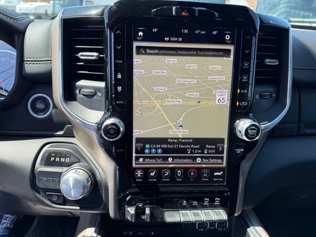 Ram 1500 Vehicle Full-screen Gallery Image 18