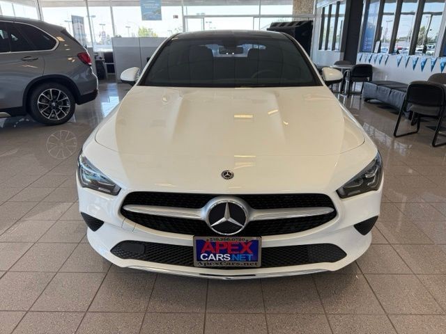 Mercedes-Benz CLA Vehicle Full-screen Gallery Image 07