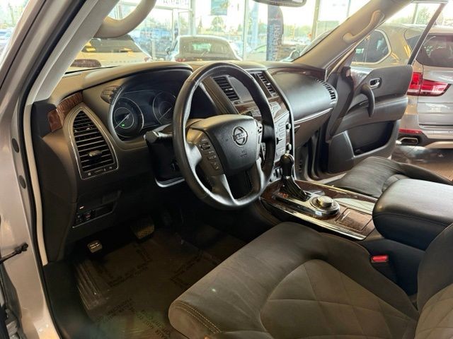 Nissan Armada Vehicle Full-screen Gallery Image 02
