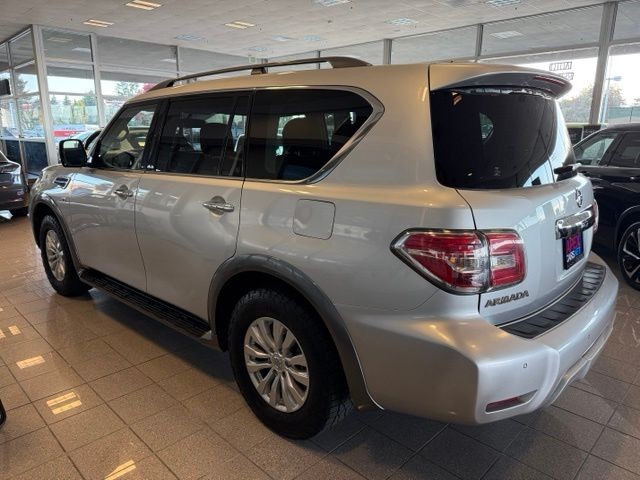 Nissan Armada Vehicle Full-screen Gallery Image 06
