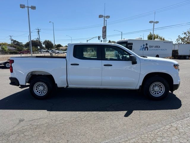 Chevrolet Silverado 1500 Vehicle Full-screen Gallery Image 03