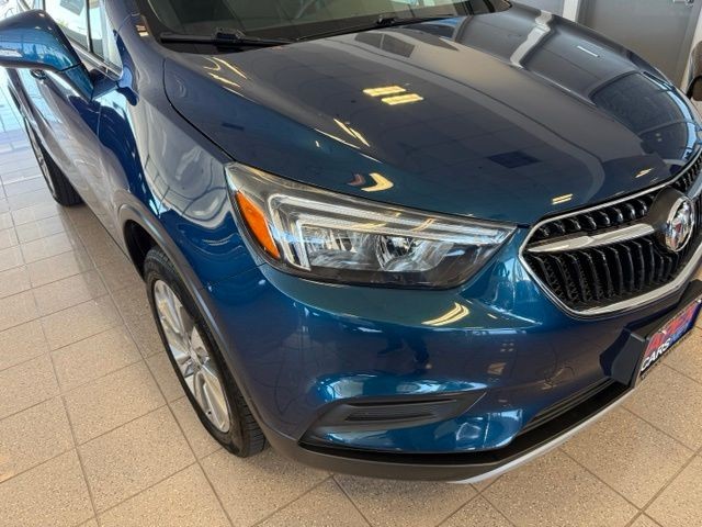 Buick Encore Vehicle Full-screen Gallery Image 09