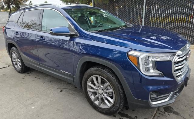 GMC Terrain Vehicle Full-screen Gallery Image 02