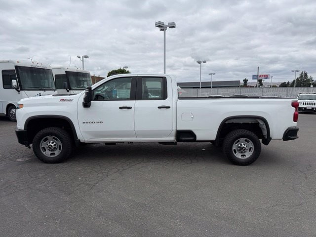 Chevrolet Silverado 2500HD Vehicle Full-screen Gallery Image 07