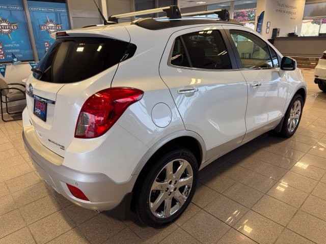 Buick Encore Vehicle Full-screen Gallery Image 05