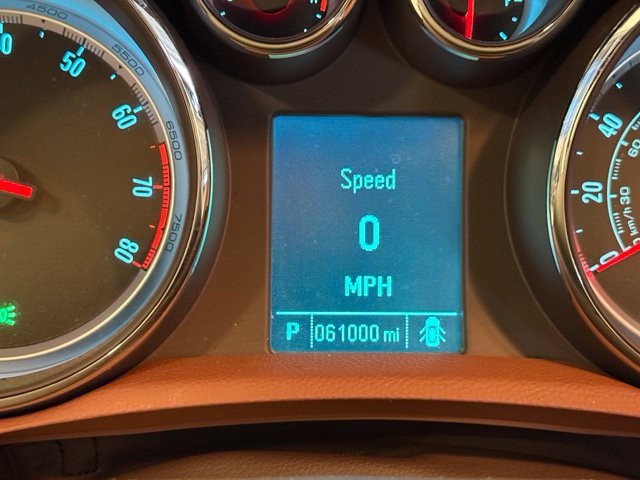 Buick Encore Vehicle Full-screen Gallery Image 14