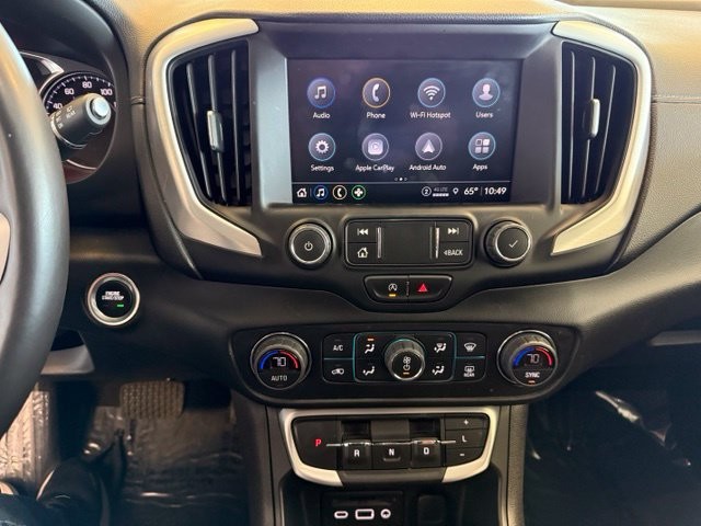 GMC Terrain Vehicle Full-screen Gallery Image 16