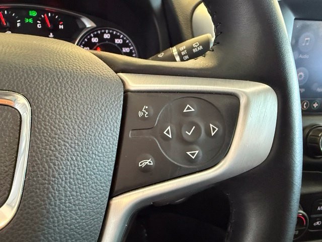 GMC Terrain Vehicle Full-screen Gallery Image 18