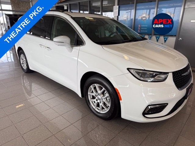 more details - chrysler pacifica