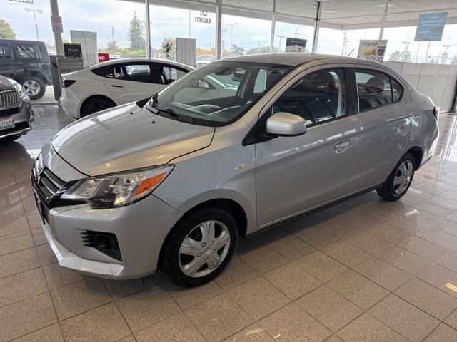 Mitsubishi Mirage G4 Vehicle Full-screen Gallery Image 07