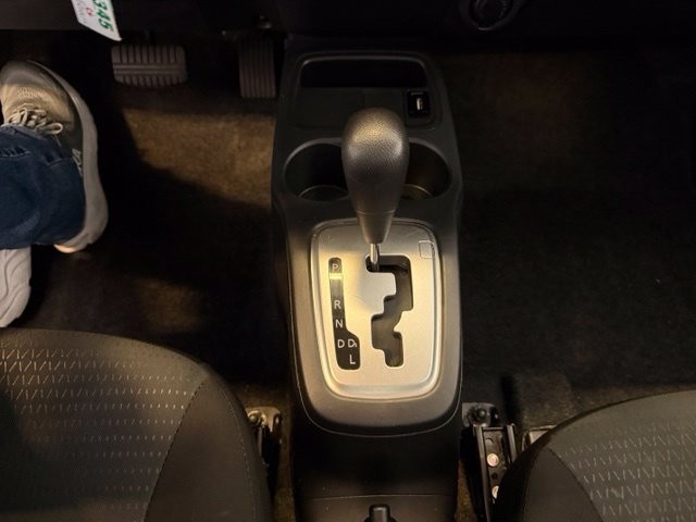 Mitsubishi Mirage G4 Vehicle Full-screen Gallery Image 17