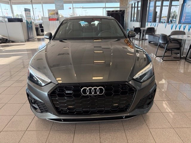 Audi A5 Sportback Vehicle Full-screen Gallery Image 08