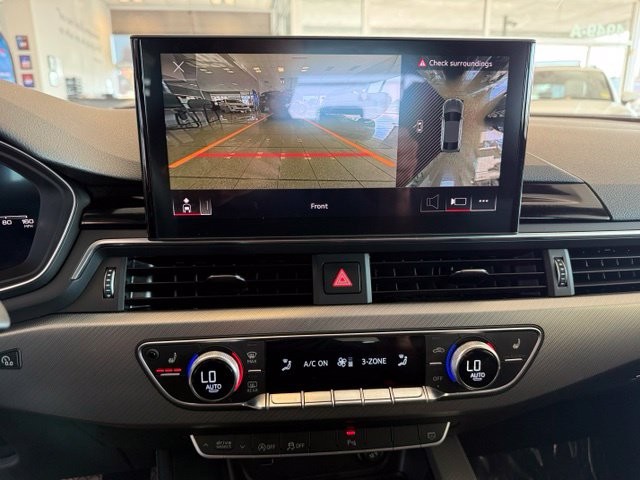 Audi A5 Sportback Vehicle Full-screen Gallery Image 16