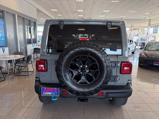 Jeep Wrangler 4xe Vehicle Full-screen Gallery Image 05