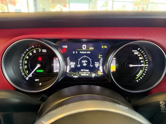 Jeep Wrangler 4xe Vehicle Full-screen Gallery Image 14