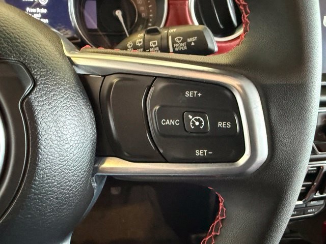 Jeep Wrangler 4xe Vehicle Full-screen Gallery Image 19