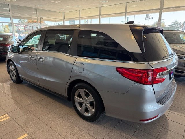 Honda Odyssey Vehicle Full-screen Gallery Image 06