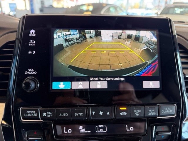 Honda Odyssey Vehicle Full-screen Gallery Image 15