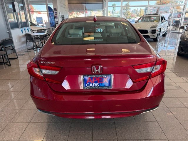 Honda Accord Sedan Vehicle Full-screen Gallery Image 05