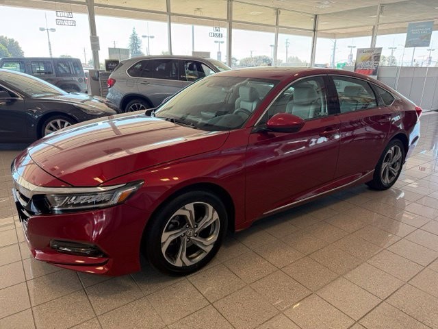 Honda Accord Sedan Vehicle Full-screen Gallery Image 07
