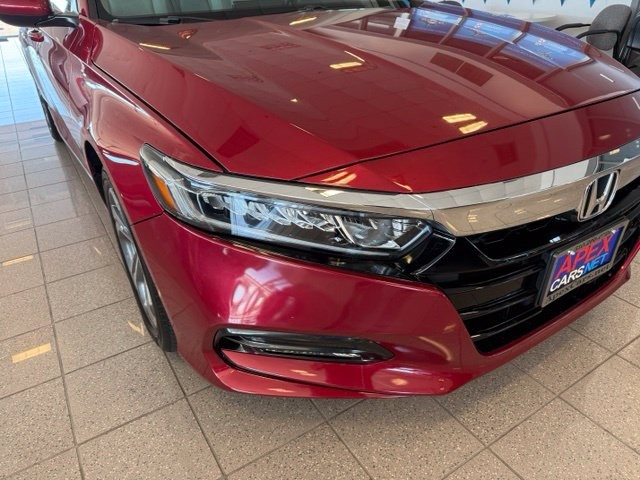 Honda Accord Sedan Vehicle Full-screen Gallery Image 09