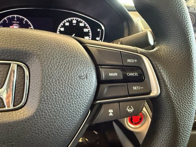 Honda Accord Sedan Vehicle Full-screen Gallery Image 18