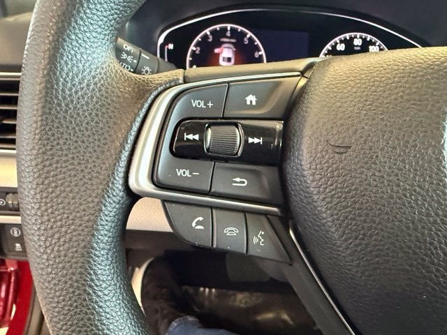 Honda Accord Sedan Vehicle Full-screen Gallery Image 19