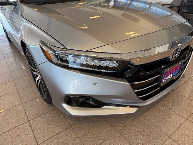 Honda Accord Hybrid Vehicle Full-screen Gallery Image 09