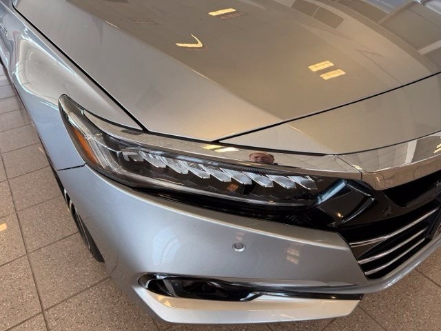 Honda Accord Hybrid Vehicle Full-screen Gallery Image 10
