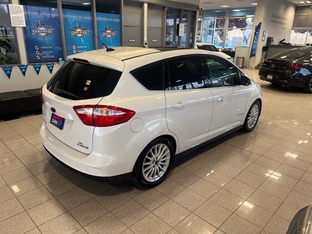 Ford C-Max Hybrid Vehicle Full-screen Gallery Image 02