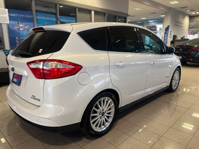 Ford C-Max Hybrid Vehicle Full-screen Gallery Image 08