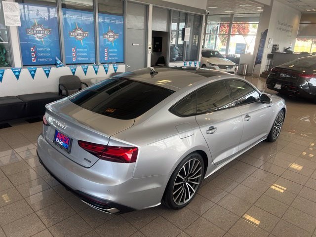 Audi A5 Sportback Vehicle Full-screen Gallery Image 09