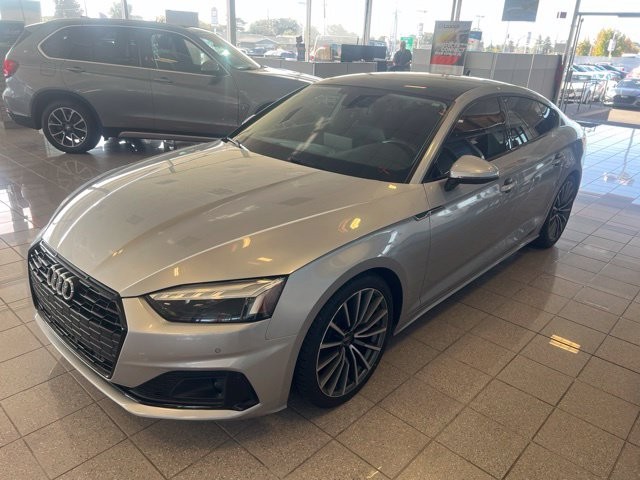 Audi A5 Sportback Vehicle Full-screen Gallery Image 14