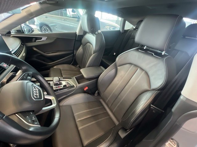 Audi A5 Sportback Vehicle Full-screen Gallery Image 18