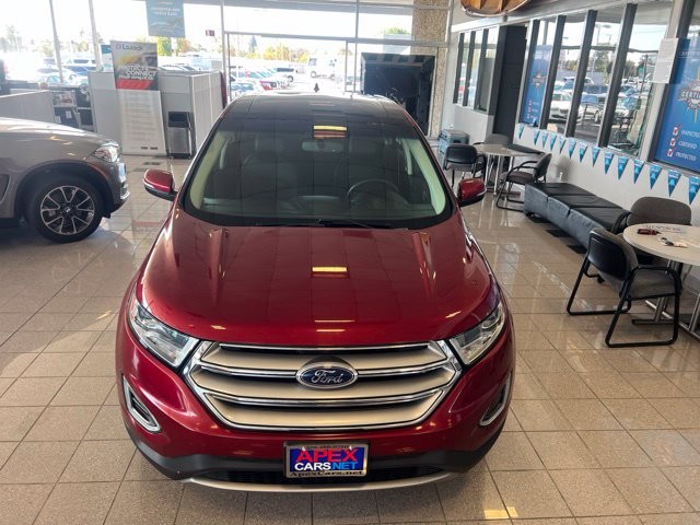 Ford Edge Vehicle Full-screen Gallery Image 18
