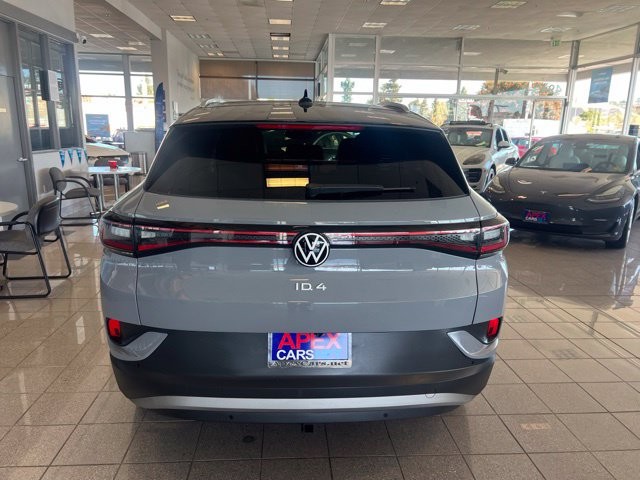 Volkswagen ID.4 Vehicle Full-screen Gallery Image 11