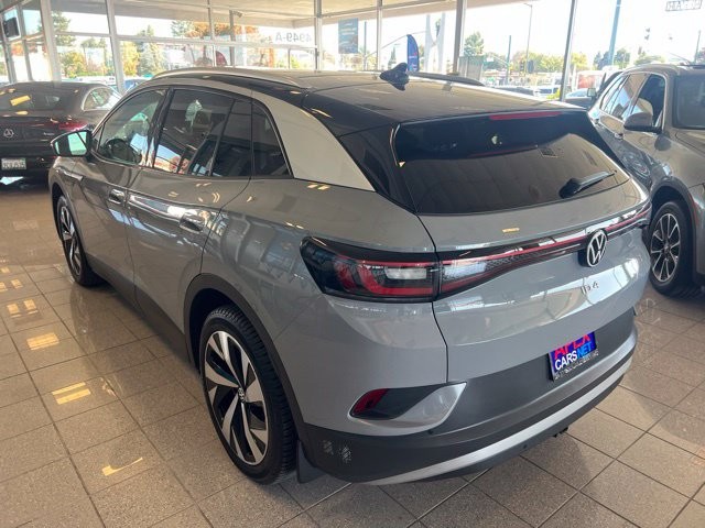 Volkswagen ID.4 Vehicle Full-screen Gallery Image 13