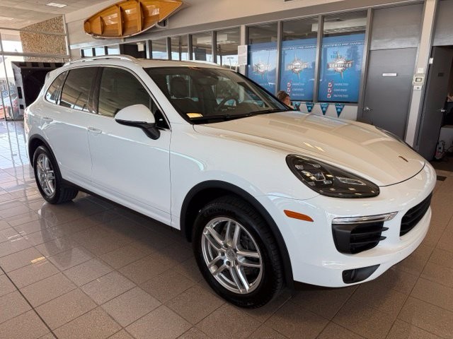 more details - porsche cayenne
