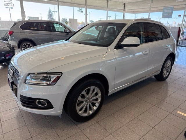 Audi Q5 Vehicle Full-screen Gallery Image 07