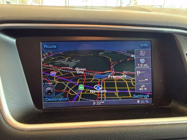 Audi Q5 Vehicle Full-screen Gallery Image 16
