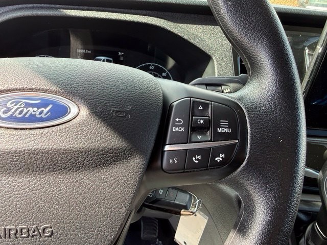 Ford Transit Passenger Wagon Vehicle Full-screen Gallery Image 16