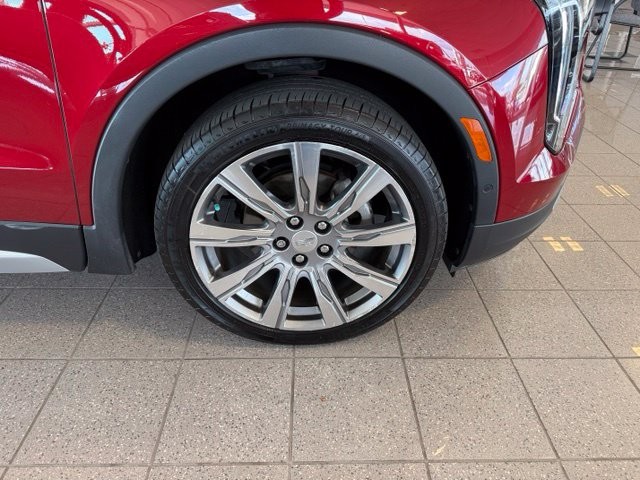 Cadillac XT4 Vehicle Full-screen Gallery Image 10