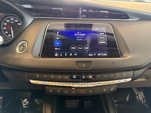 Cadillac XT4 Vehicle Full-screen Gallery Image 15