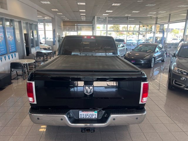 Ram 3500 Vehicle Full-screen Gallery Image 09
