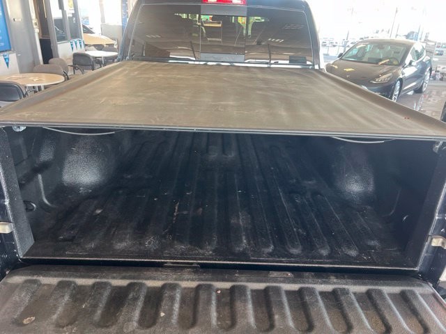 Ram 3500 Vehicle Full-screen Gallery Image 12
