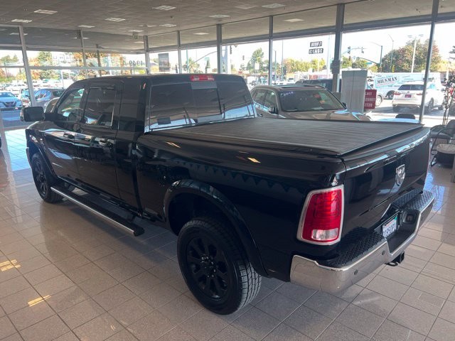 Ram 3500 Vehicle Full-screen Gallery Image 13