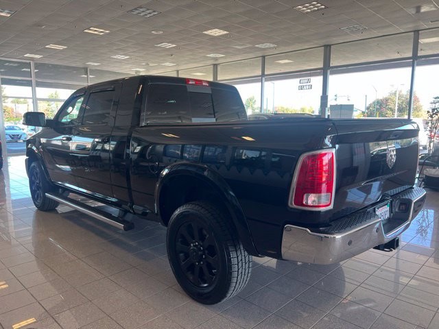 Ram 3500 Vehicle Full-screen Gallery Image 14