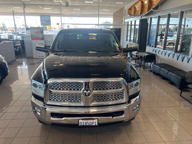 Ram 3500 Vehicle Full-screen Gallery Image 16