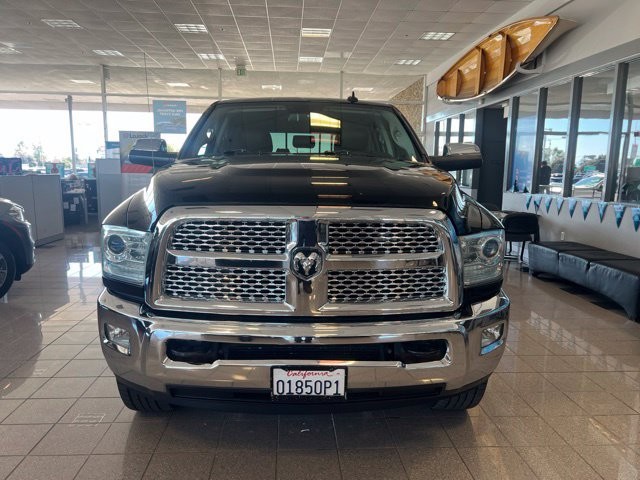 Ram 3500 Vehicle Full-screen Gallery Image 17