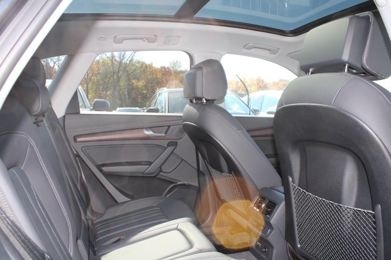 2024 Audi Q5 Premium photo